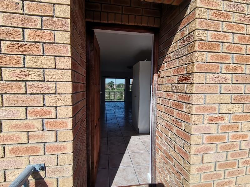 2 Bedroom Property for Sale in Protea Heights Western Cape